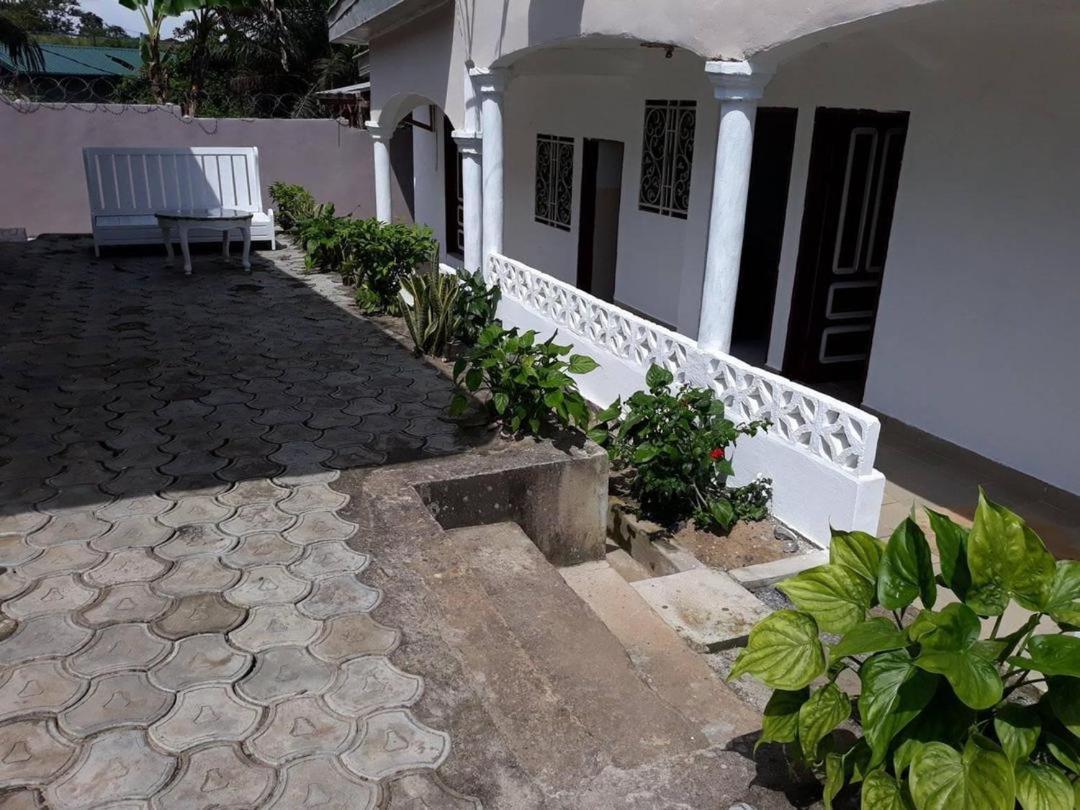 Hotel La Grace Kribi Exterior photo